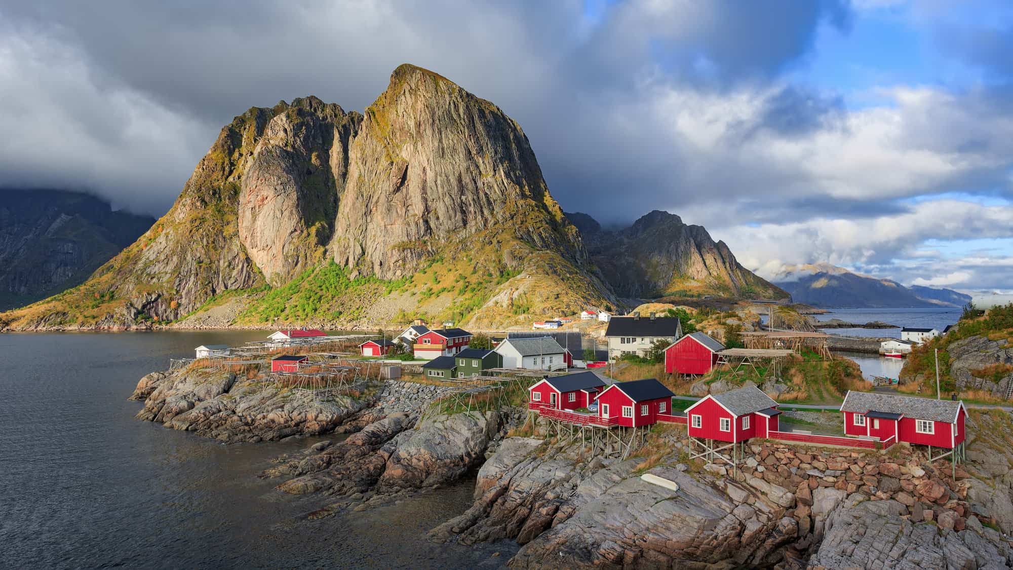 Fischerdorf auf den Lofoten in Norwegen